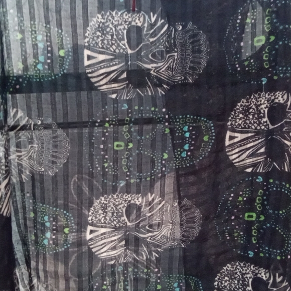 Sugar Skull Scarf - Picture 4 of 4